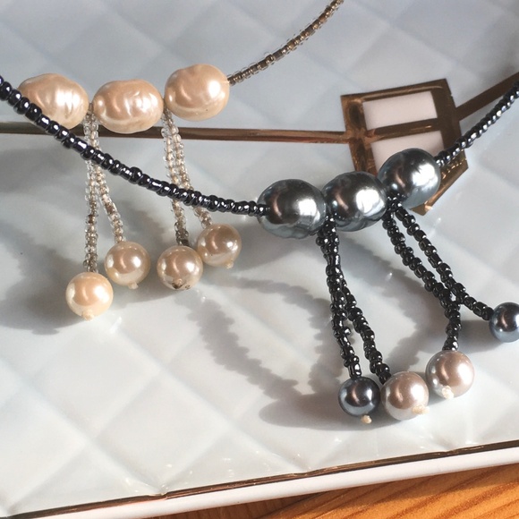 2 Faux Pearl choker/necklace - Picture 3 of 4